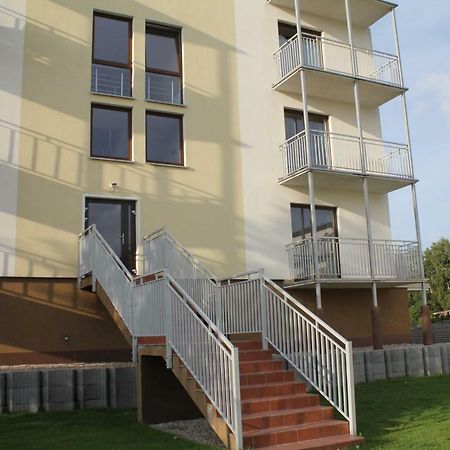 Apartament Kapitanski Bursztynowe Komnaty Darlowko Dış mekan fotoğraf